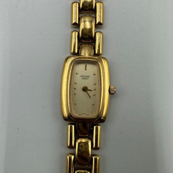 Pulsar Watch Women Gold Tone Rectangle 16MM Dial V400-X008 Quartz New Battery - Picture 2 of 14